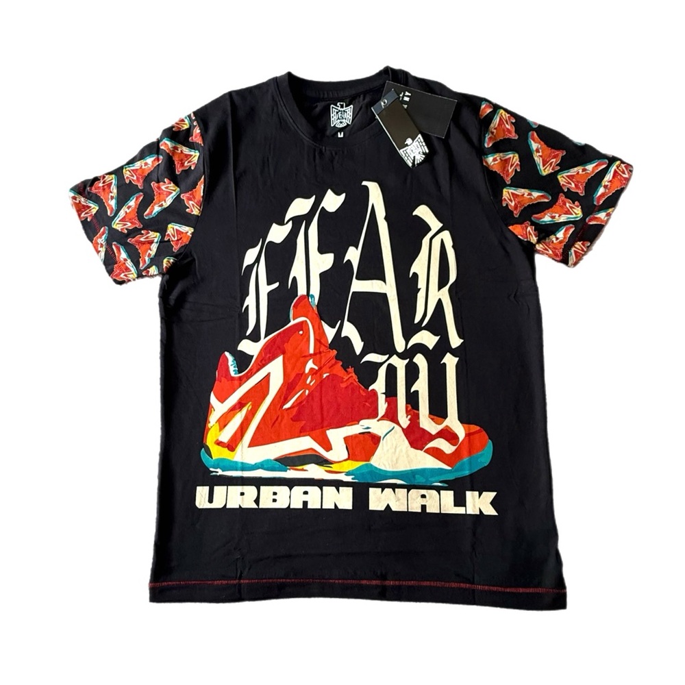 NWT FEAR GRAPHIC PRINT URBAN WALK T-SHIRT MEN LARGE